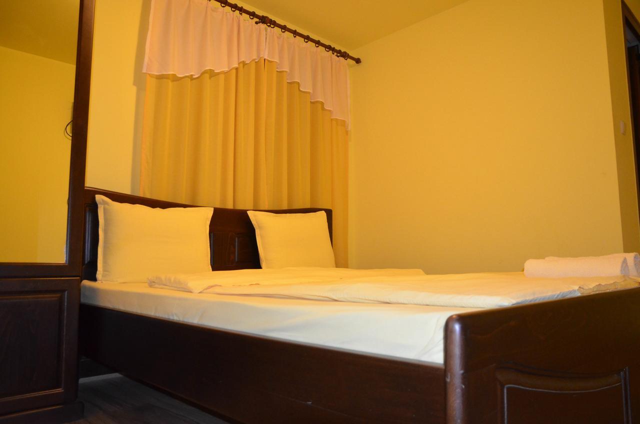 Guest House Ivan Cherni Osum Exterior foto