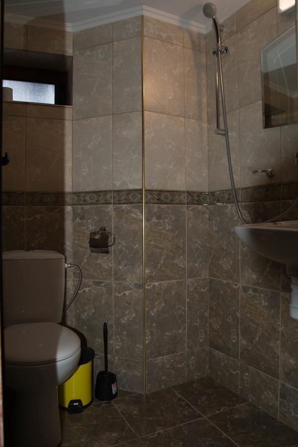 Guest House Ivan Cherni Osum Exterior foto